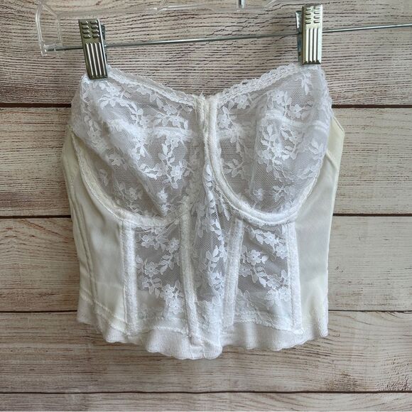 VINTAGE BACKLESS BY YOUNG SMOOTHIE STRAPLESS UNDERWIRE BRA IN WHITE - Picture 2 of 5